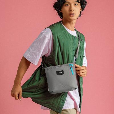 GO 크로스바디파우치 스톤그레이